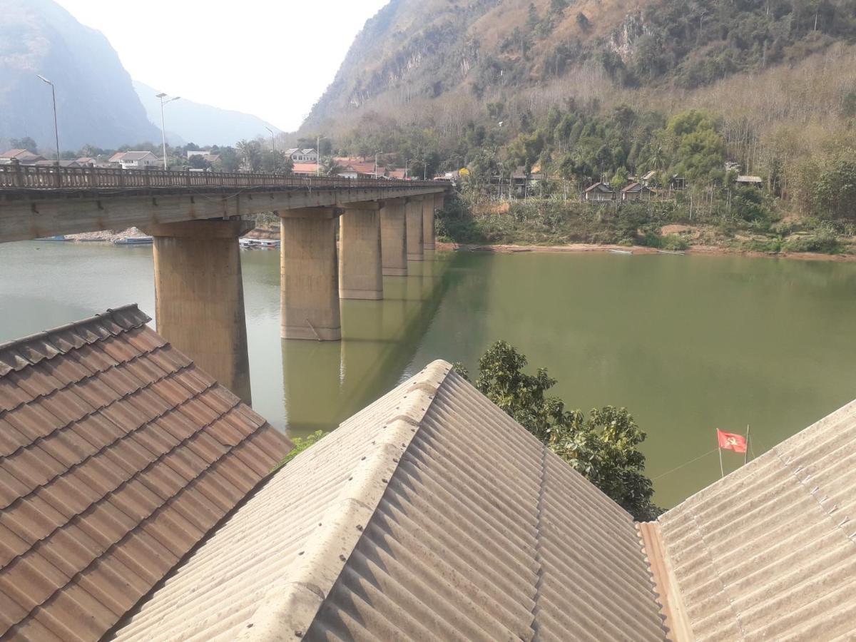 Sunrise Bungalow 호텔 Nongkhiaw 외부 사진